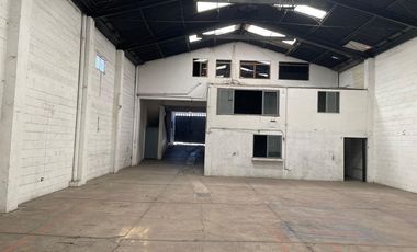 VENTA BODEGA EN VIVEROS DE LA LOMA