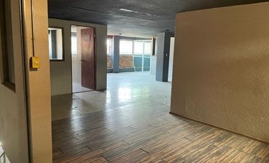 VENTA BODEGA EN VIVEROS DE LA LOMA