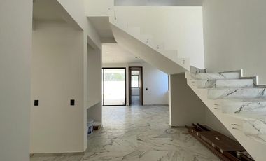 Casa (203) en Venta en Privada Provincia Club de Golf