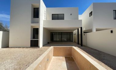 Casa (205) en Venta en Privada Provincia Club de Golf