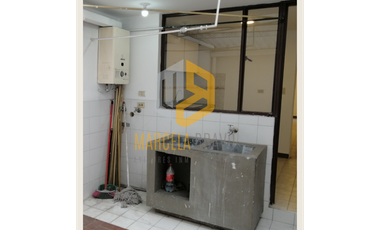 CASA EN VENTA SECTOR CENTRO COMERCIAL UNICO. ACH