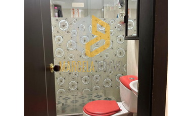 SE VENDE HERMOSA CASA EN EL BARRIO LORENZO.SC