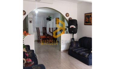 EN VENTA HERMOSA CASA UBICADA EN EL BARRIO PANORAMICO.DA