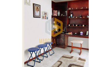 SE VENDE ESPECTACULAR CASA EN SECTOR MORASURCO.SC