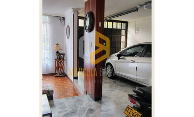 SE VENDE ESPECTACULAR CASA EN SECTOR MORASURCO.SC