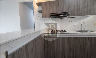 ARRIENDO DE APARTAMENTO PISO OCTAVO CONJ. PRADOS DE VALVERDE