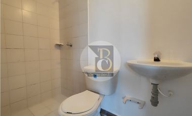 ARRIENDO DE APARTAMENTO PISO OCTAVO CONJ. PRADOS DE VALVERDE