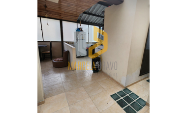 Se vende Casa Esquinera en Altos de La Colina, Pasto - RR