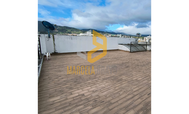 EN VENTA LINDO PENTHOUSE SECTOR LAS ACACIAS.SC