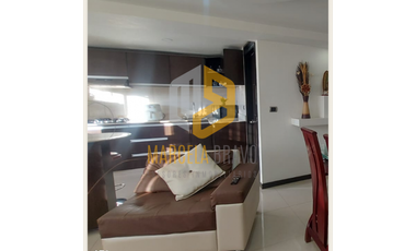 LINDA CASA DE TRES PISOS EN VENTA . SC