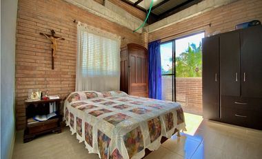 Venta de Casa Campestre Independiente La Ceja