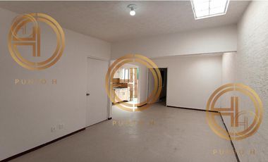 Casa en venta en calle Fuente Ebano, Fuentes de Tizayuca, Tizayuca, Hidalgo a 5min de Plaza Tizara