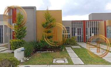 Casa en venta en calle Fuente Ebano, Fuentes de Tizayuca, Tizayuca, Hidalgo a 5min de Plaza Tizara