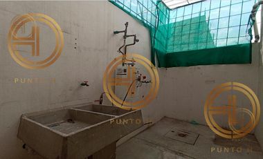 Casa en venta en calle Fuente Ebano, Fuentes de Tizayuca, Tizayuca, Hidalgo a 5min de Plaza Tizara