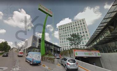 Renta de  Local en Plaza Andador Interlomas, Jesús del Monte