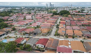 Casa en Venta Quintas de Gratamira -  brisas del golf Panamá - Dorasol