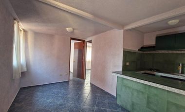 Buen departamento exterior cerca de la UNAM