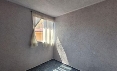 Buen departamento exterior cerca de la UNAM