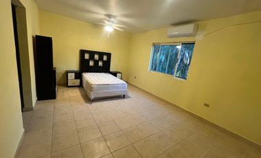 CASA EN RENTA EN CARRETERA NACIONAL