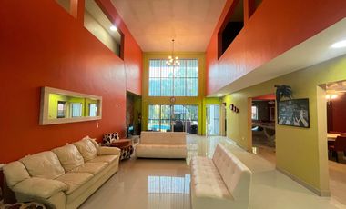 CASA EN RENTA EN CARRETERA NACIONAL