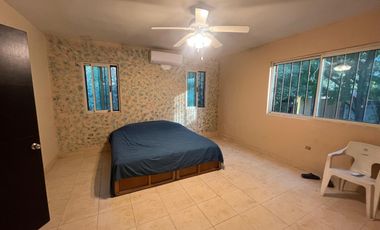 CASA EN RENTA EN CARRETERA NACIONAL