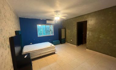 CASA EN RENTA EN CARRETERA NACIONAL