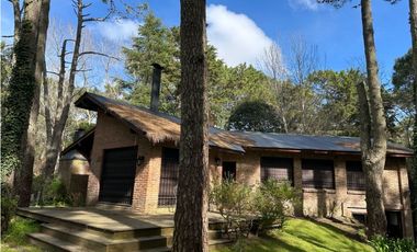 CASA EN ALQUILER  CARILÓ CALLE Perdiz