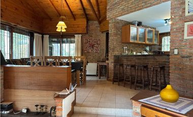 CASA EN ALQUILER  CARILÓ CALLE Perdiz