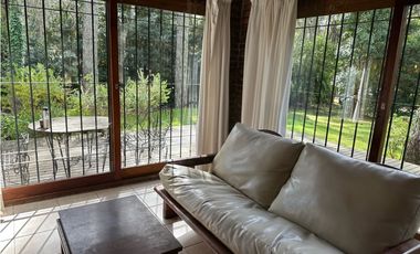 CASA EN ALQUILER  CARILÓ CALLE Perdiz