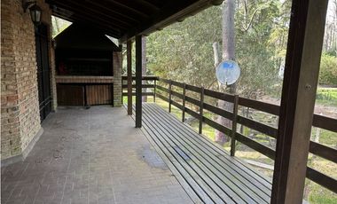 CASA EN ALQUILER  CARILÓ CALLE Perdiz