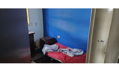 Deseado 5531, entre Madrid e Islas Malvinas, Isidro Casanova