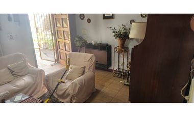 Deseado 5531, entre Madrid e Islas Malvinas, Isidro Casanova