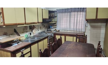 Deseado 5531, entre Madrid e Islas Malvinas, Isidro Casanova