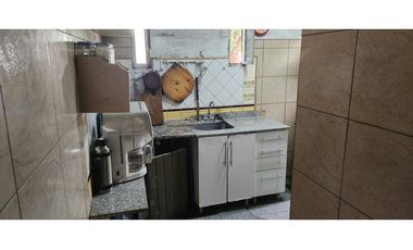 Deseado 5531, entre Madrid e Islas Malvinas, Isidro Casanova