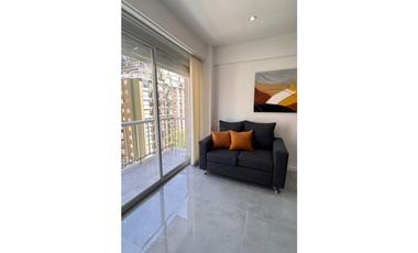 VENTA DEPTO. DE 3 AMB. C/ BALCON A LA CALLE. Z/ CENTRO