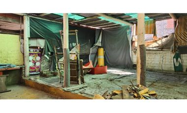 La Bastilla 2619, entre Zarate y Luis Vernet