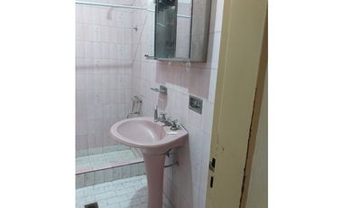 Santos Dumont 279, entre Albarracín y J.S. Bach