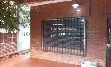 Santos Dumont 279, entre Albarracín y J.S. Bach