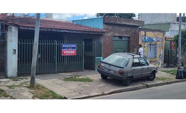 Santos Dumont 279, entre Albarracín y J.S. Bach