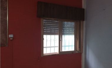 Santos Dumont 279, entre Albarracín y J.S. Bach