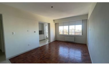 departamento en venta - Calle Alsina 100 - Zona centro