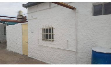 CASA CON DEPARTAMENTOS BARRIO SAN ROQUE