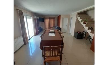 CASA EN VENTA BARRIO PALOS VERDES