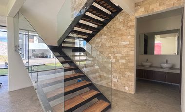 CASA EN VENTA PUEBLA ATRÁS DE PLAZA SAN DIEGO