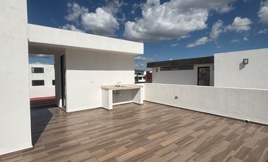 CASA EN VENTA PUEBLA ATRÁS DE PLAZA SAN DIEGO