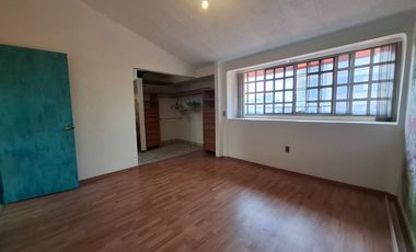 Casa Comercial en CIVAC 1a Sección Jiutepec - CAEN-Br-1242-Cc
