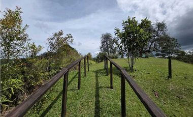 CASA FINCA EN ARRIENDO EL RETIRO ANTIOQUIA, SECTOR LA MARIA