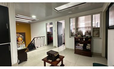 Casa en arriendo con uso comercial - Normandia, Bogotá