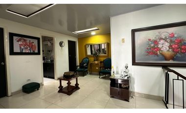 Casa en arriendo con uso comercial - Normandia, Bogotá