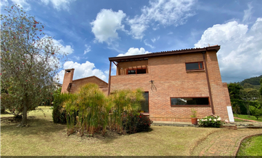 Vendo Conjunto Familiar en Tabio Rio Frio OPORTUNIDAD